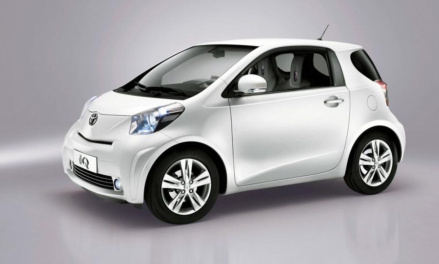  Toyota iQ 2008 года  (фото 38 из 225)